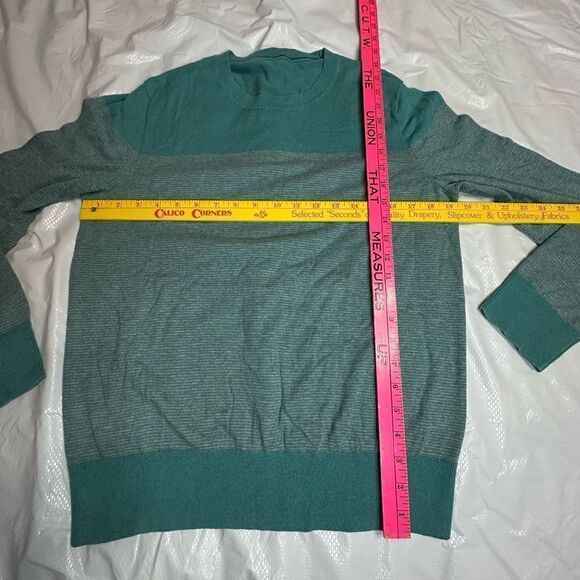 Banana Republic Pima Cotton blend teal striped crew neck sweater size small - Picture 7 of 10